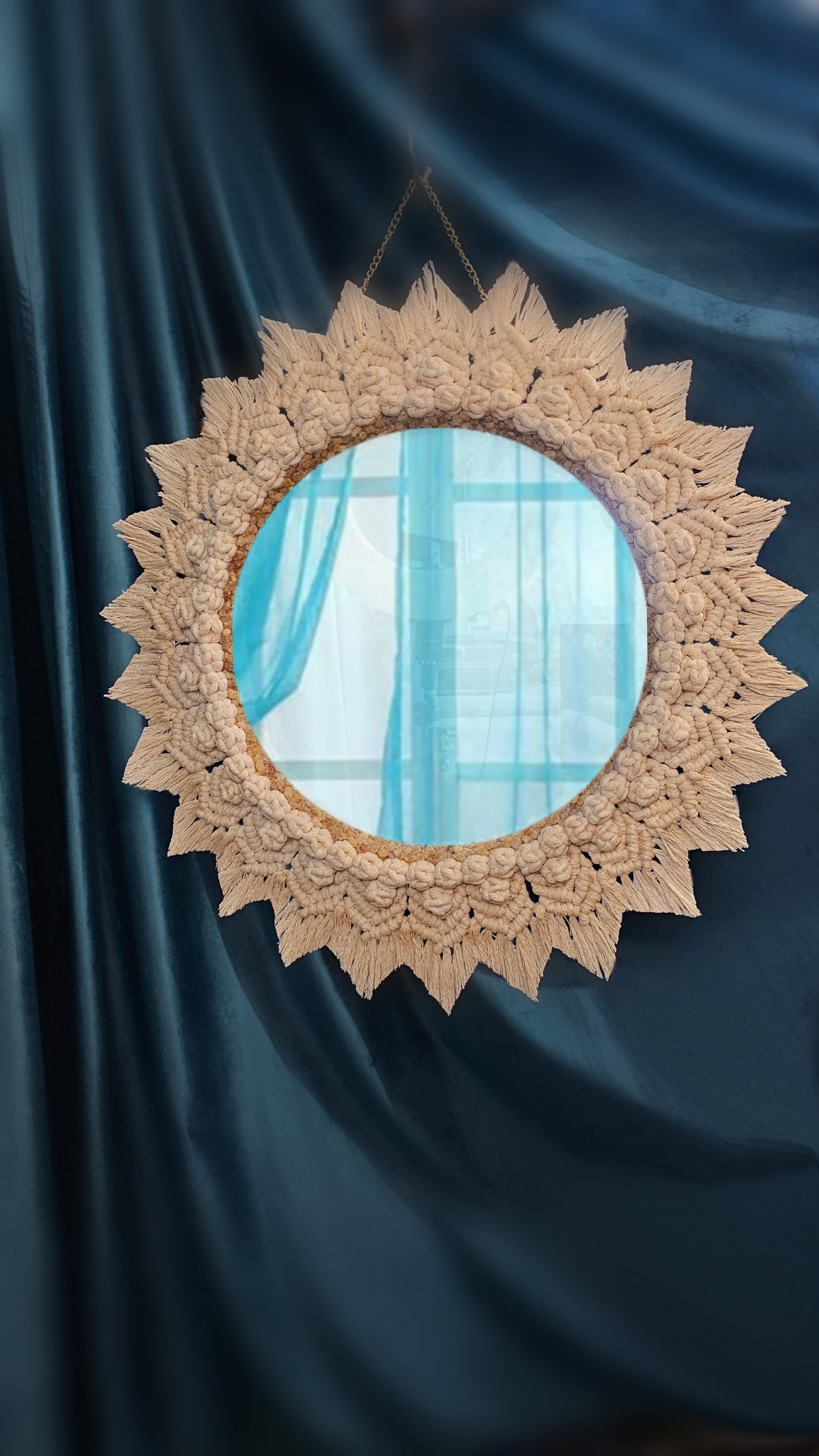 The magic Mirror of Salamis