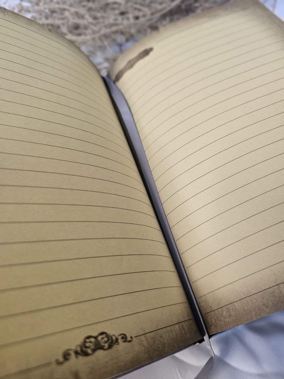 The grimoire is clean, without notes - Image 5
