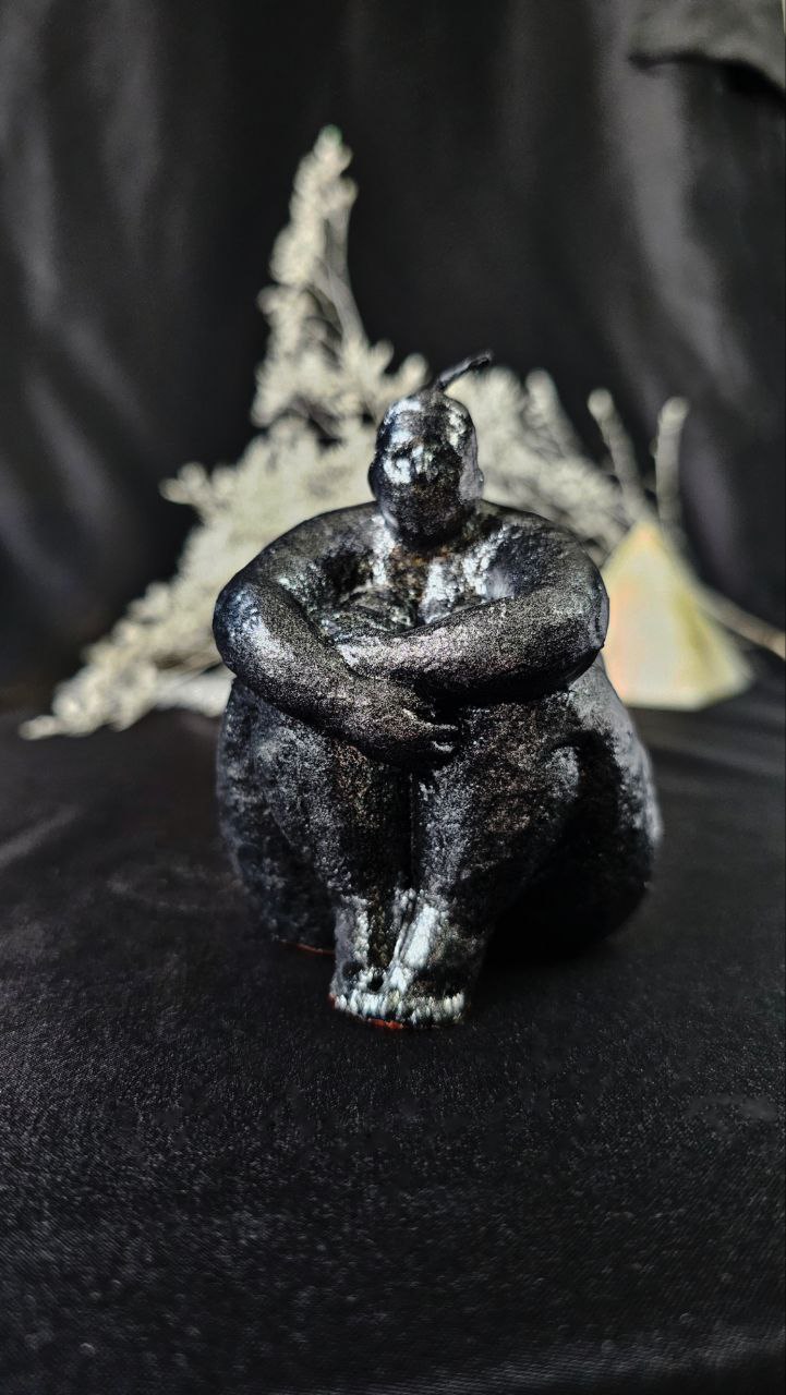 The Ishtar candle is a programmatic candle for weight loss.