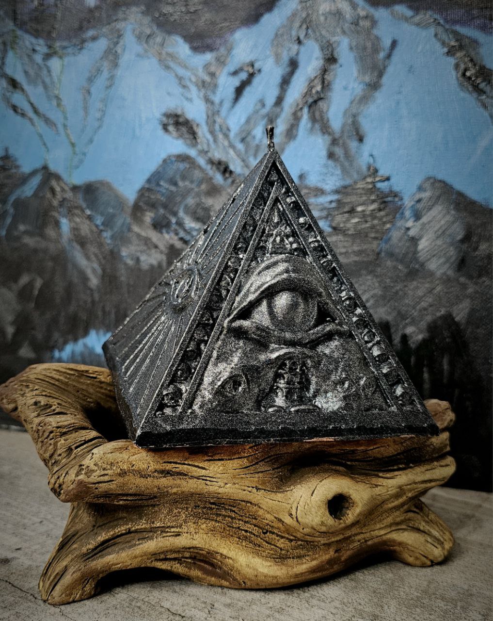 Candle "Pyramid"