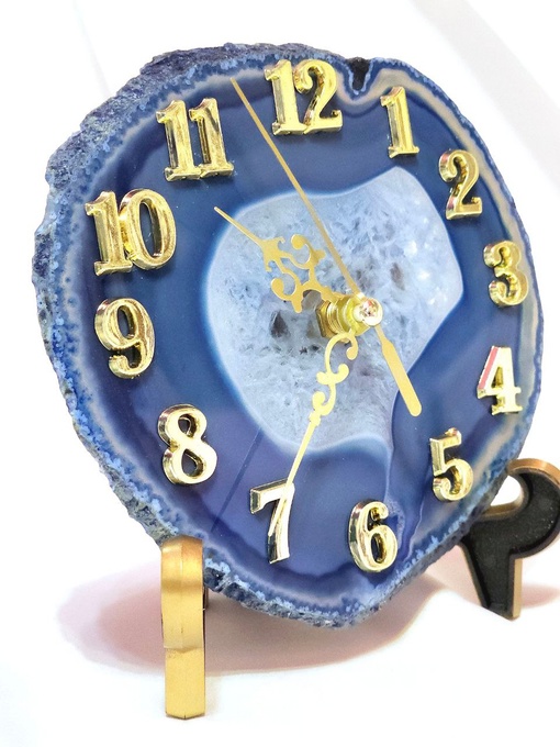The clock is a time loop - Image 2